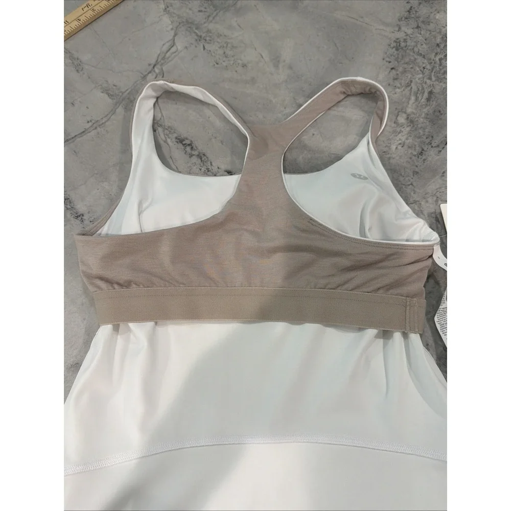 Lululemon Women's Lightweight Tennis Dress‎ Color White Size 8 NWT